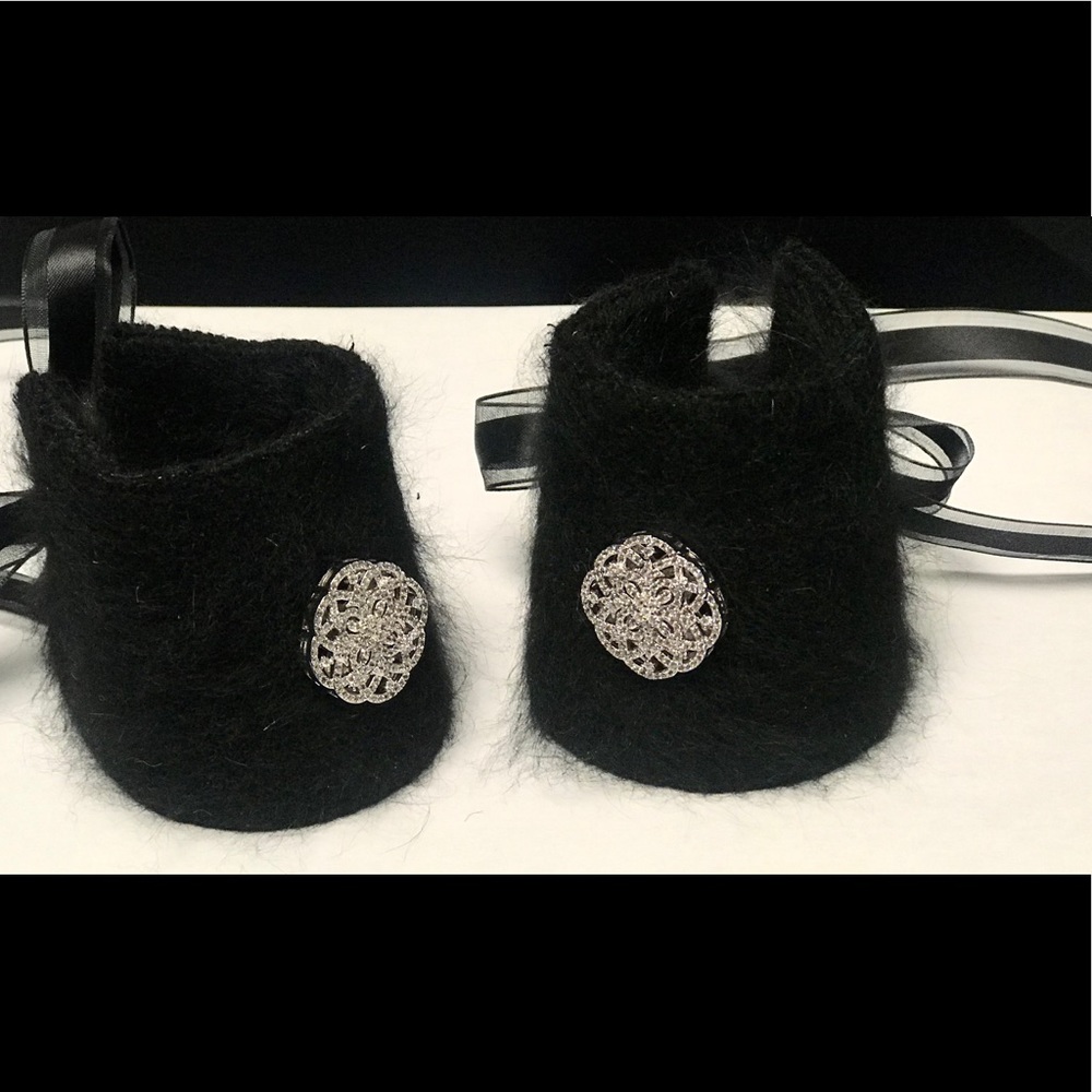 Fur cuffs, ribbon closure  (handmade by me 💗🎉😀)